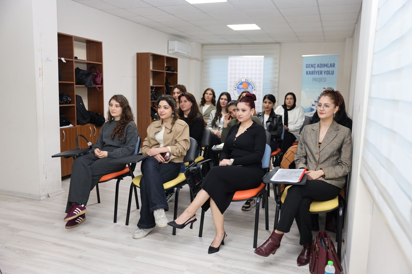 Akdeniz Belediyesinden Genç Kadınlara Dev İstihdam Projesi