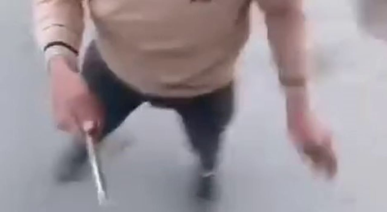 Tirciya Tornavida Ile Saldirdi 1