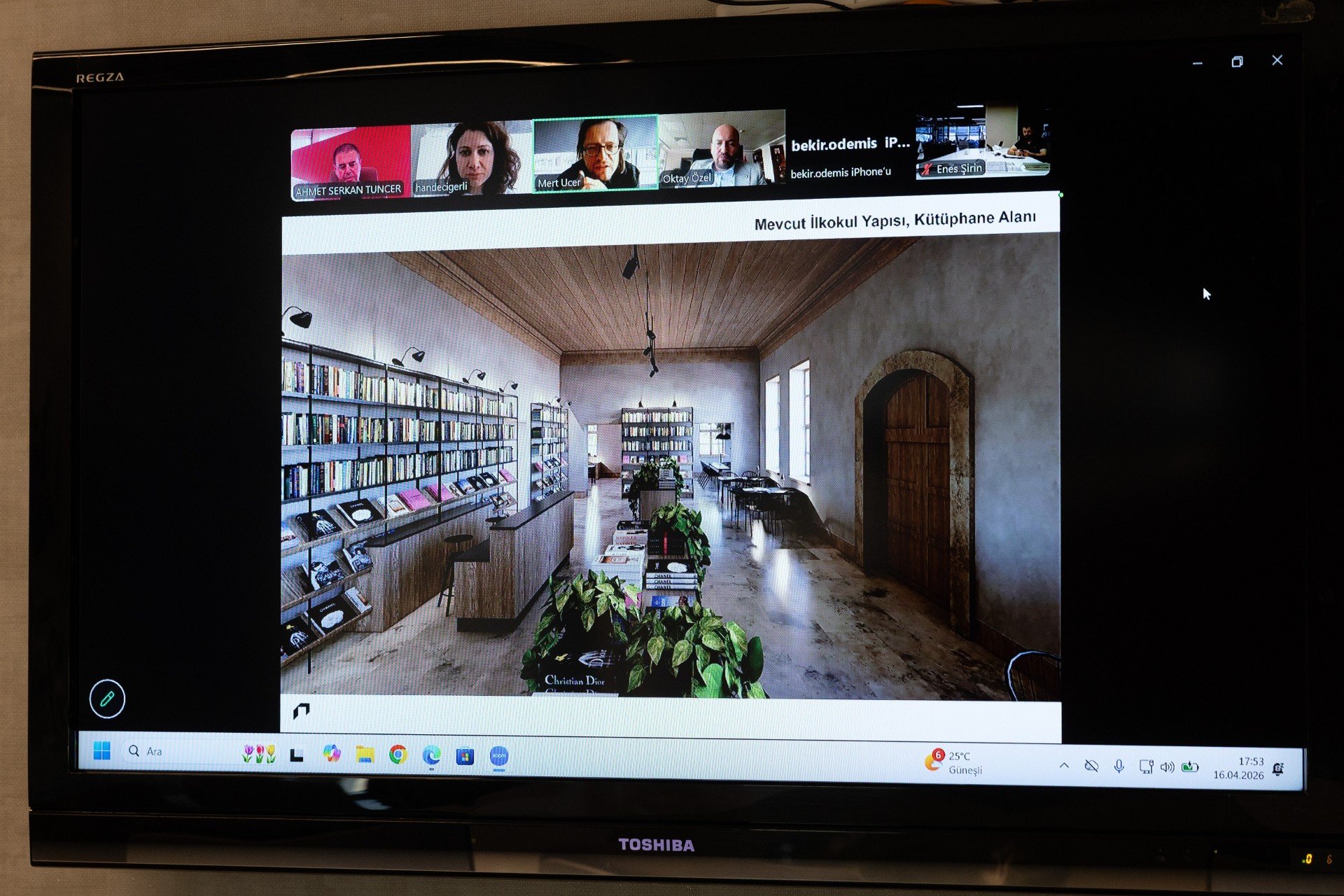 18Ecf969 F573 44De 9Fc9 C1265Cfcc9B0