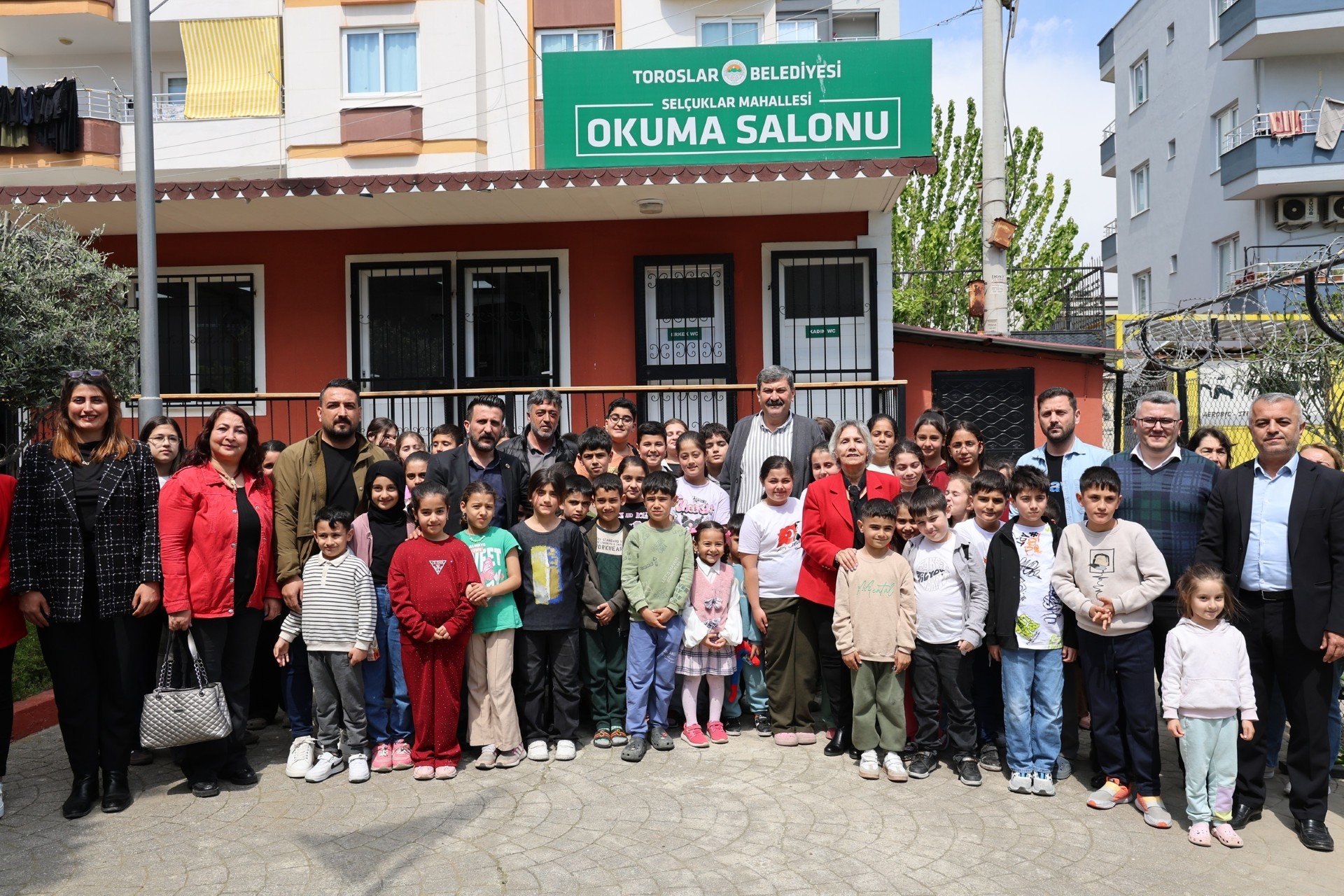 2B41E922 A9D4 486A Ae65 9936061Af28D