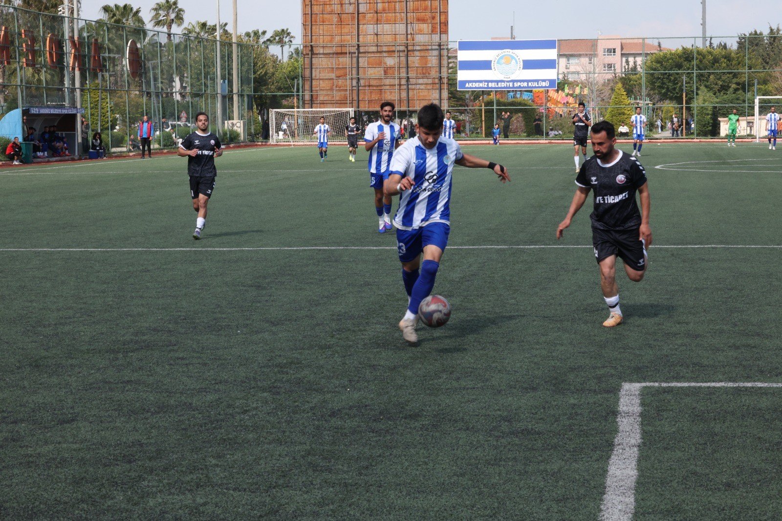 47831456 7999 48C4 9D18 B434C979Eb20