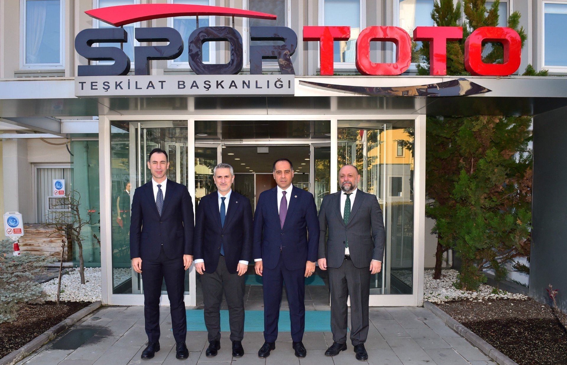 67Fd9E64 E517 45Eb 99Fe 7187E92B7648