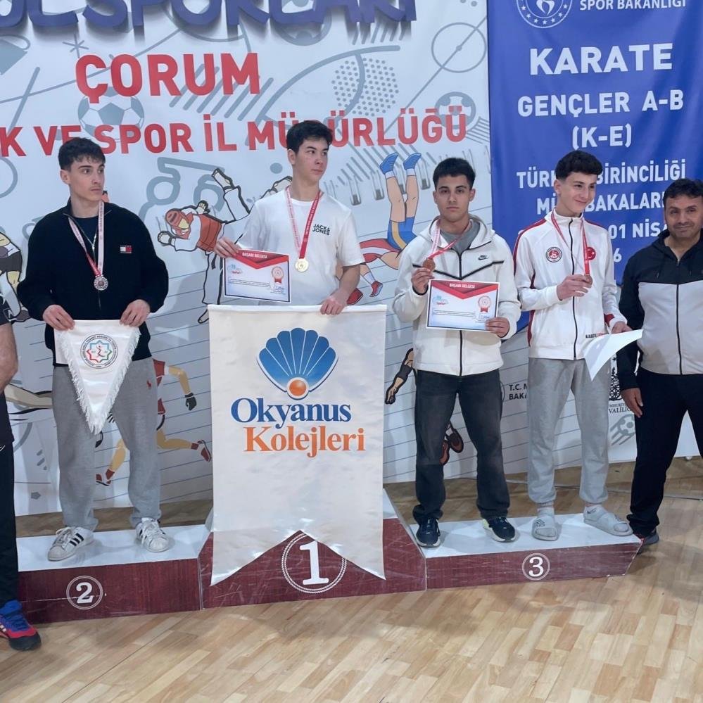 Okul Sporları Karate Türkiye Şampiyonası’nda Bilecik İmzası