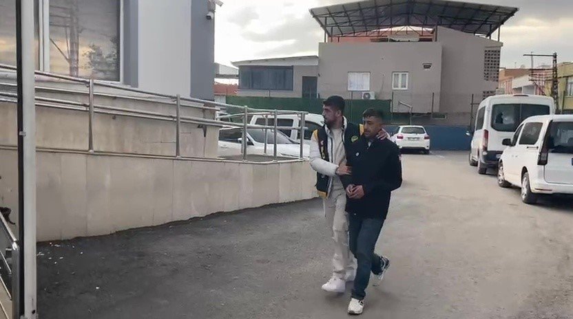 Adana'da aranan 4 hükümlü yakalandı
