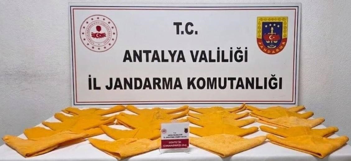 Antalya'da uyuşturucu operasyonunda 3 şüpheliye adli işlem
