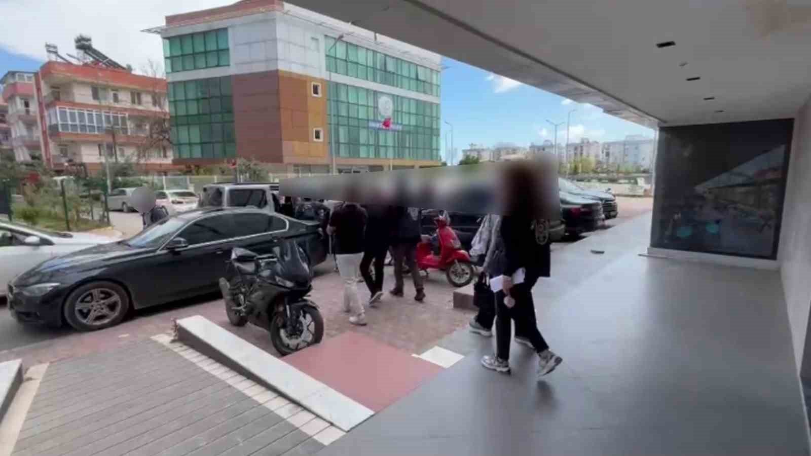 Antalya'da yatırım vaadiyle dolandırıcılığa 16 gözaltı