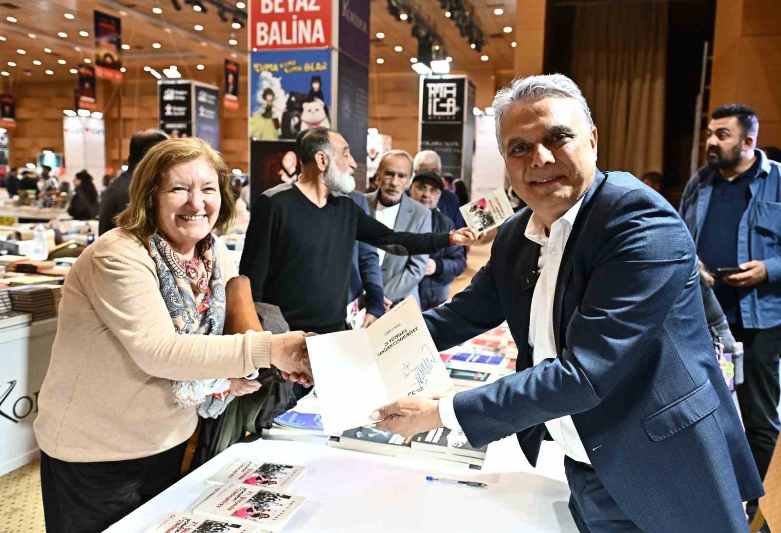 Başkan Uysal'dan kenetlenme çağrısı