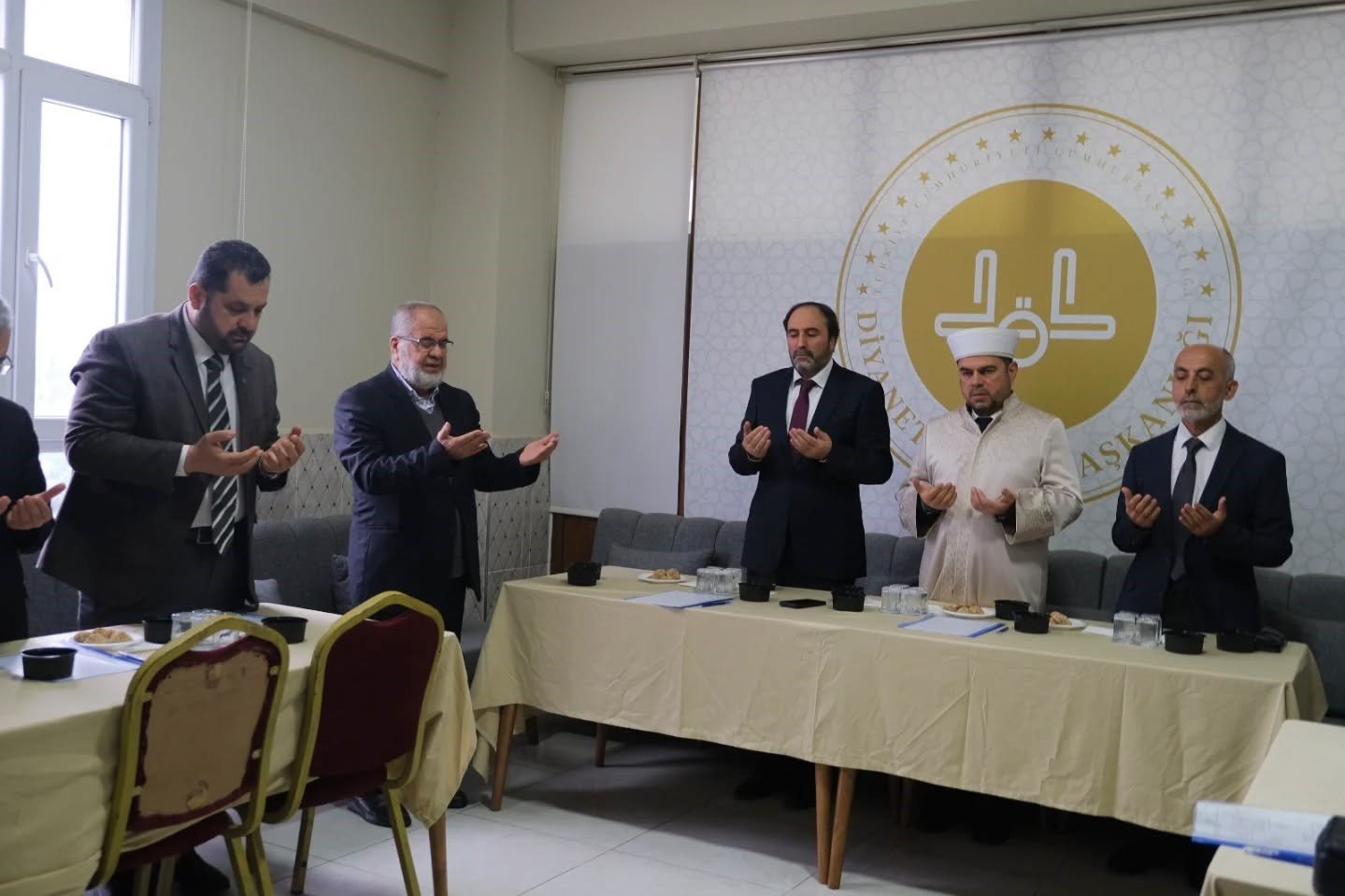 Hatay İl Müftüsü Necati Şafak görevine başladı