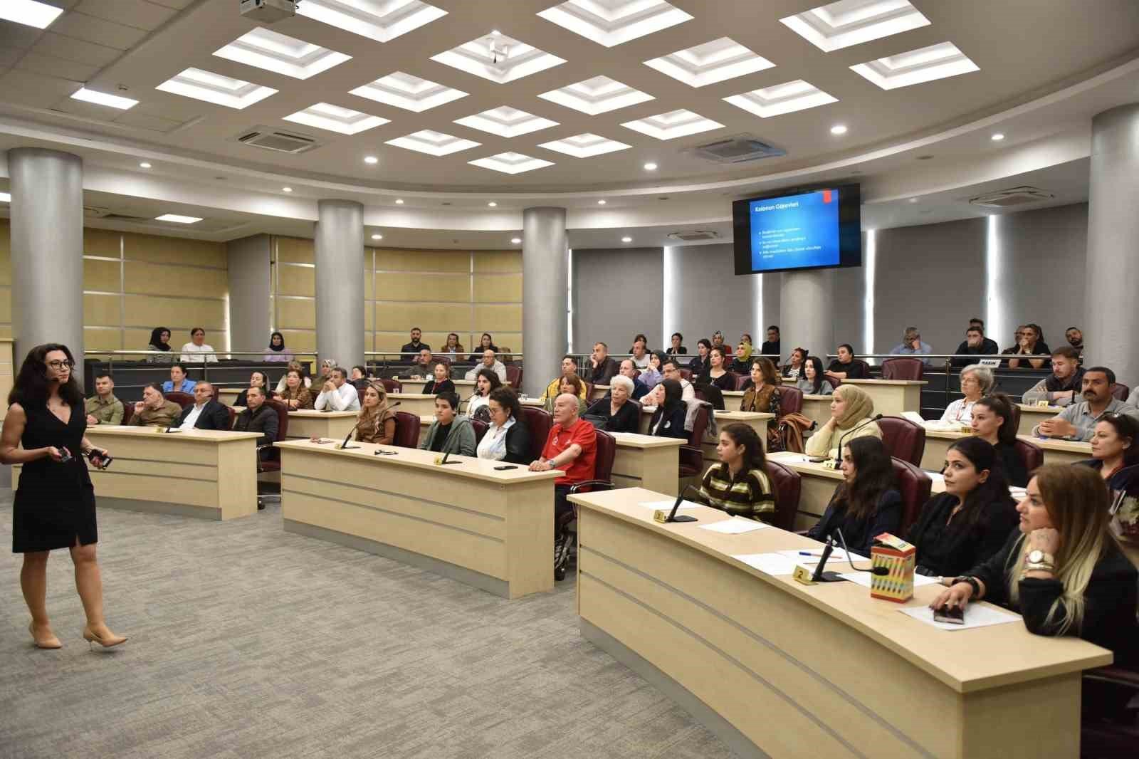 Kepez'de kolon kanserine karşı bilinçlendirme eğitimi