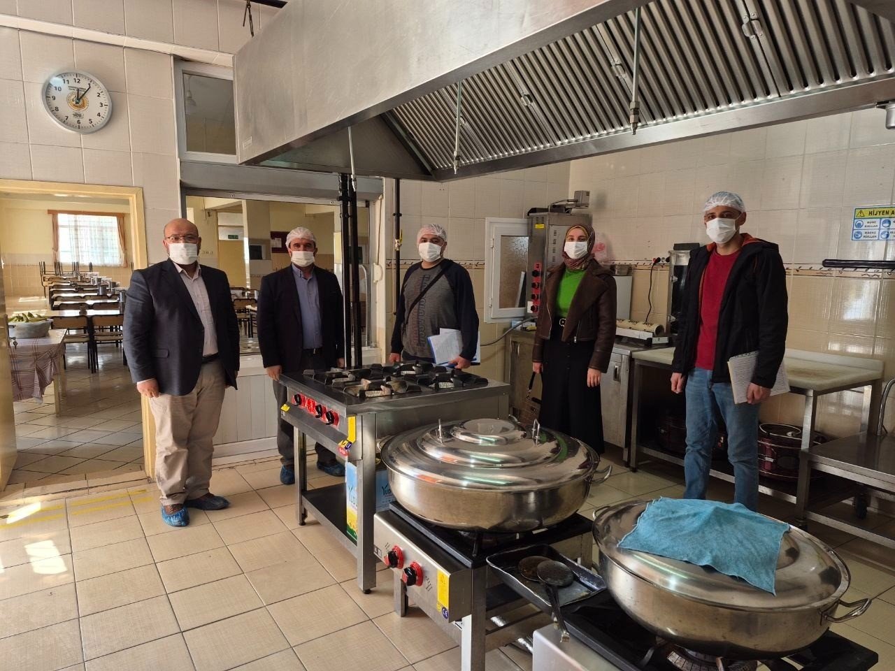Korkuteli'nde okul kantin ve yemekhanelerine sıkı denetim
