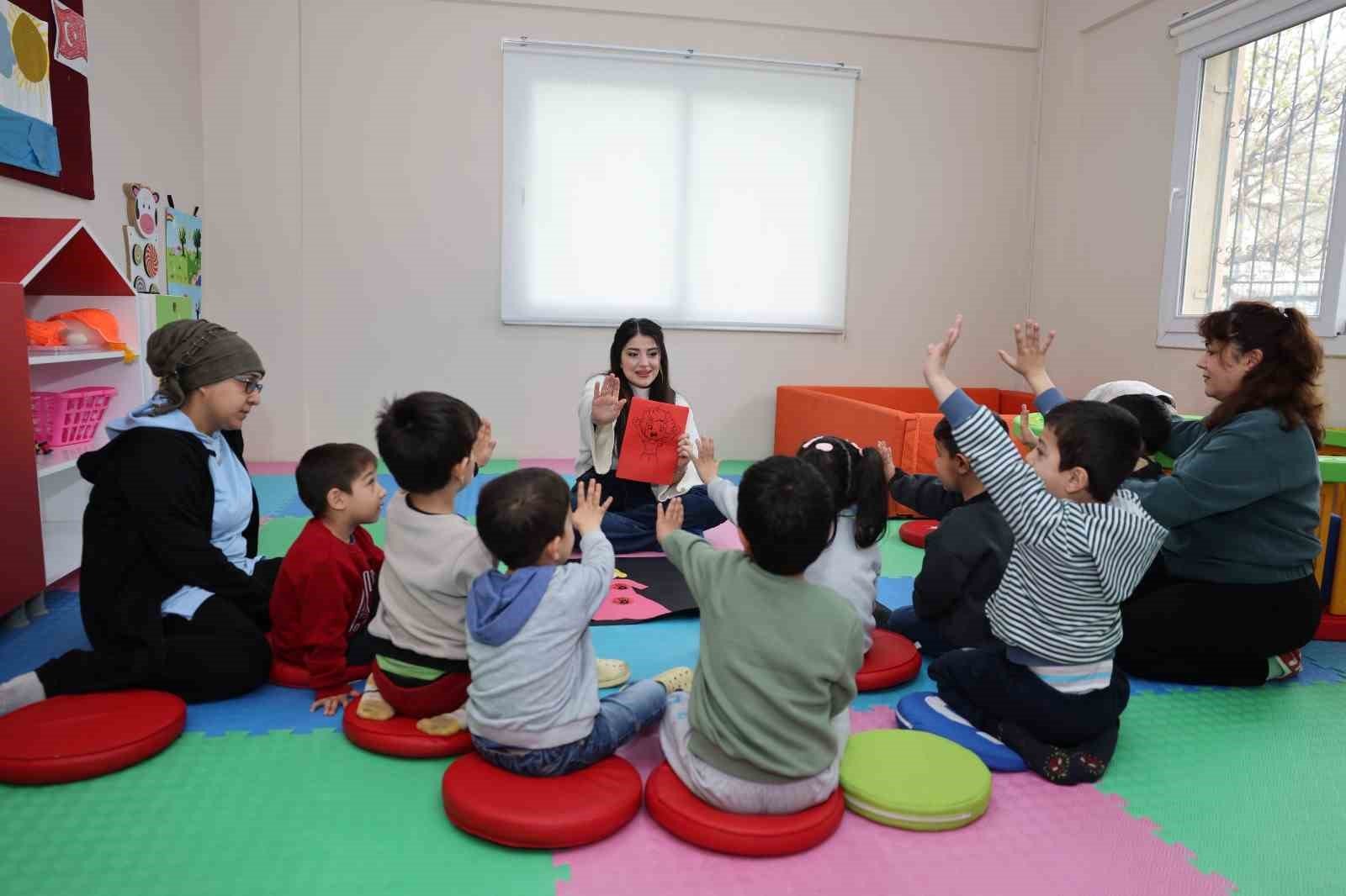 Mersin'de çocuklara ve ailelere 'mahremiyet' eğitimi