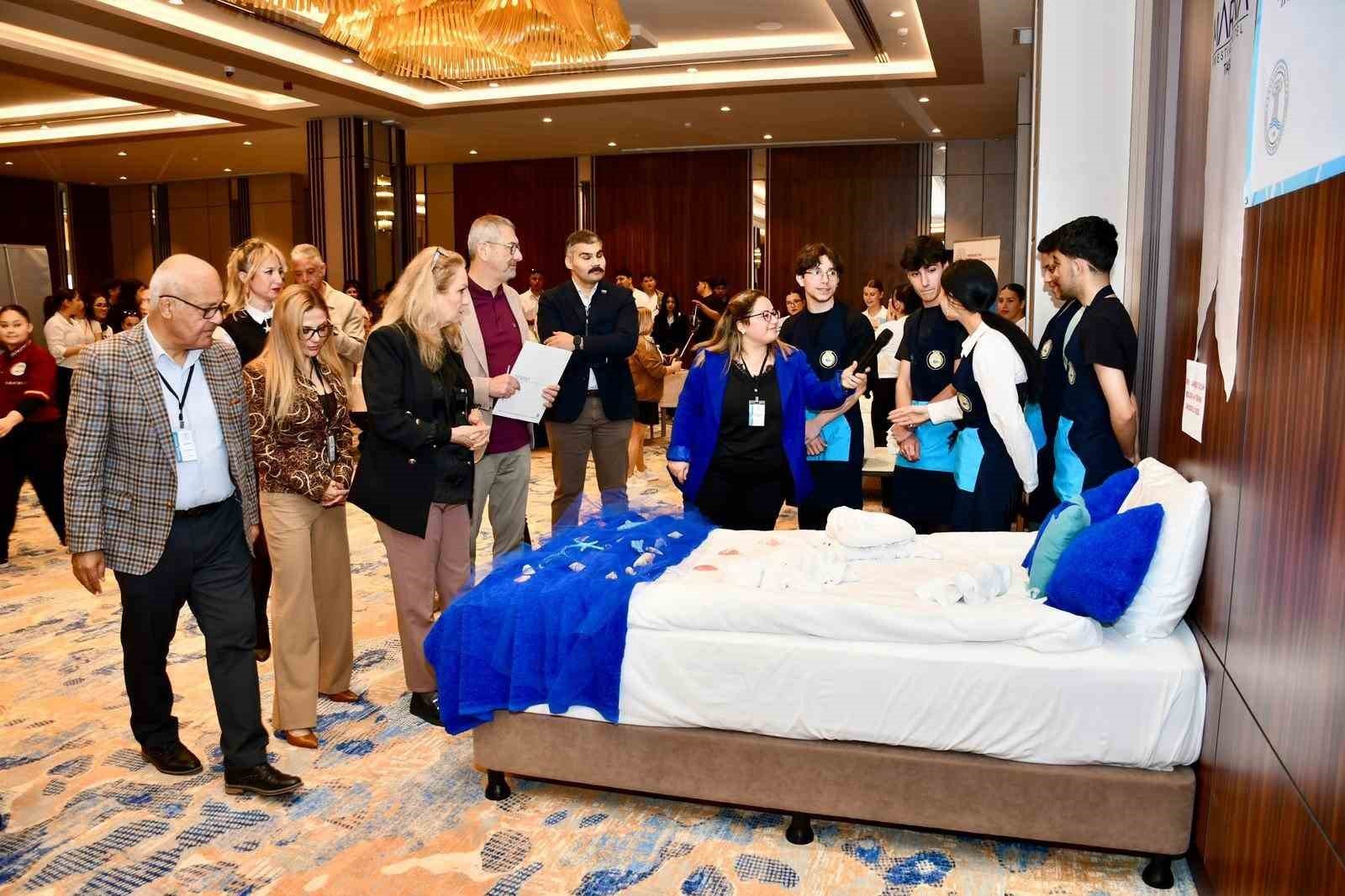 Silifke'de turizm öğrencileri hünerlerini ortaya koydu