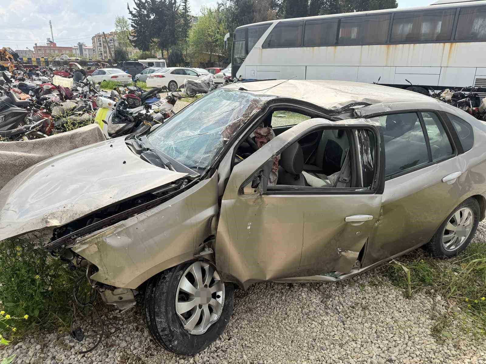 Tarsus'ta feci kaza: 2 ölü, 2 yaralı