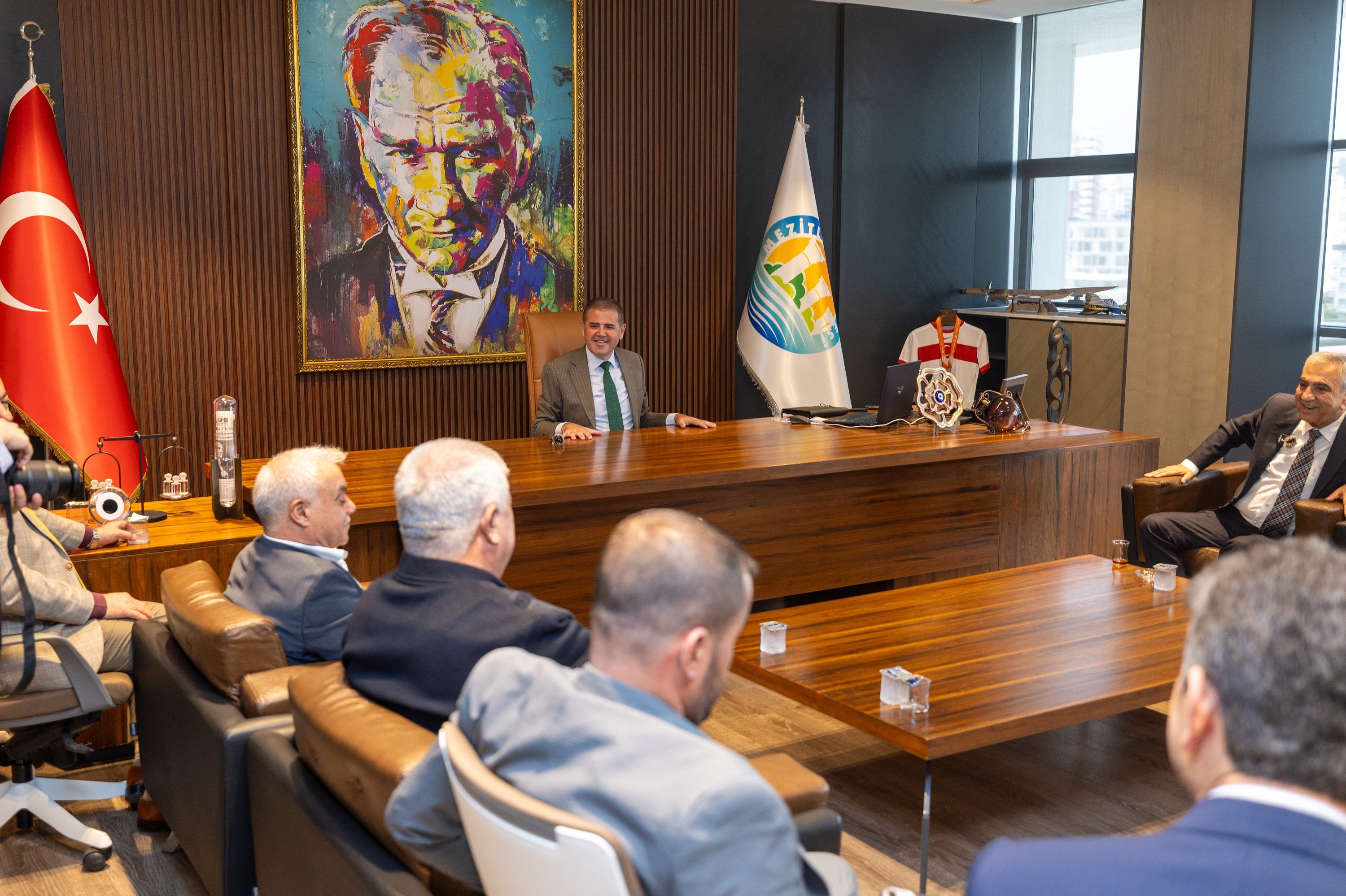 C8Aa793B E5E5 4De3 B14E Fe81Cfbb10E8