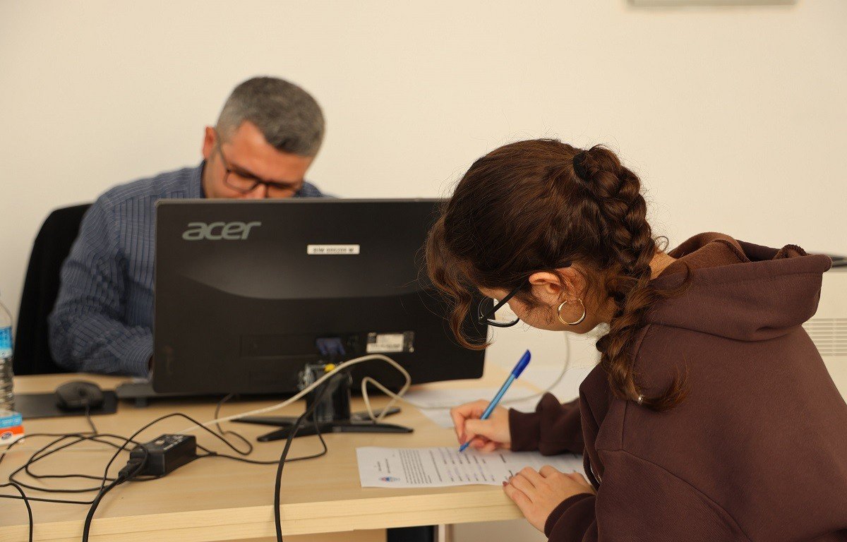 D57Af555 2Eb2 4508 Ad45 Ade5Ce72F001