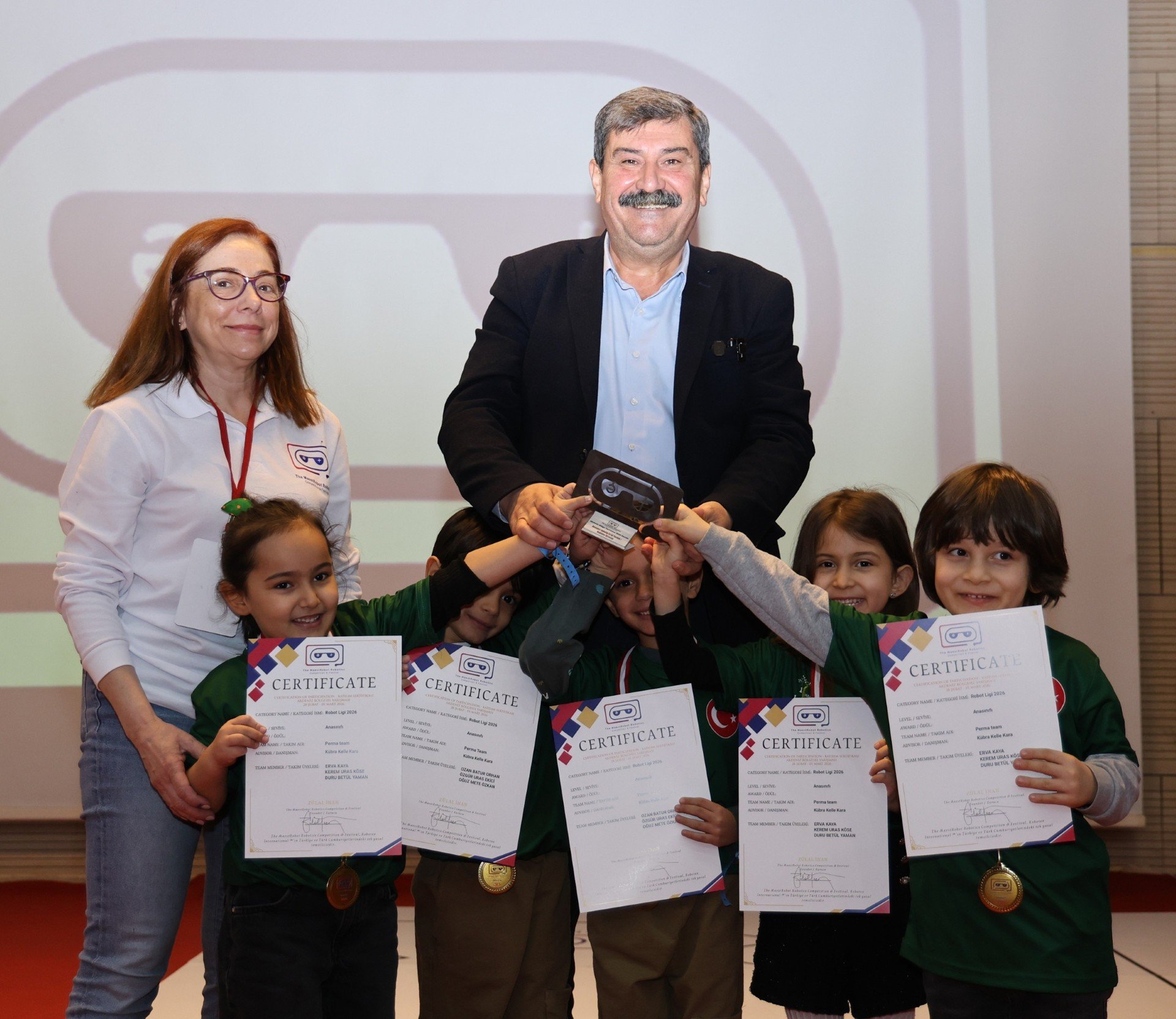 Fd00Af09 79A2 4B82 Abb8 Ebe5A9711D90