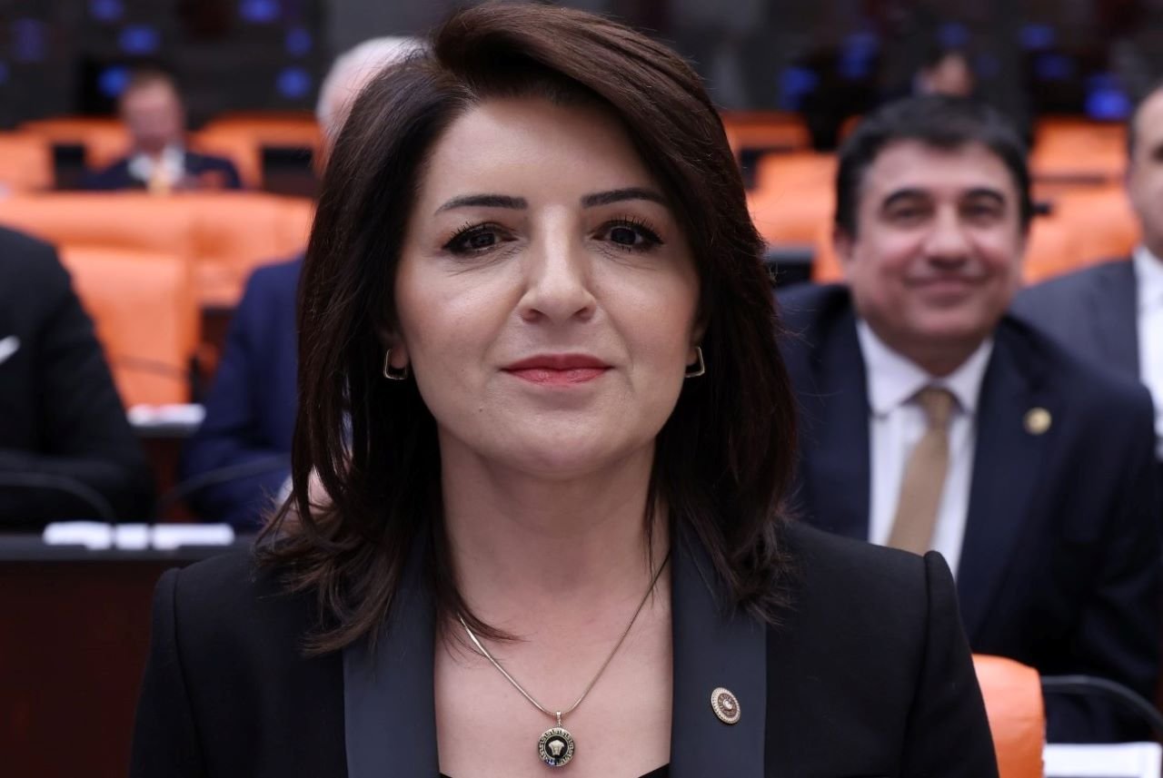 Gülcan Kış Meclis'te Gürledi: Mersin Limanı İhracatçıya Yük!