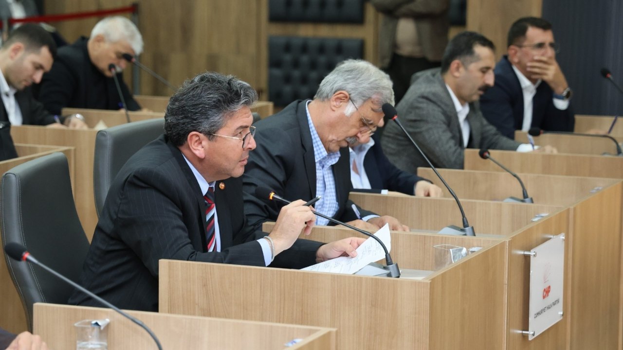 Önal’dan Sert Çıkış: “Bütçede Açık” İddiasına Yanıt!