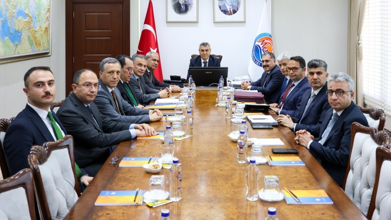 Picsart 26 04 30 00 40 37 690