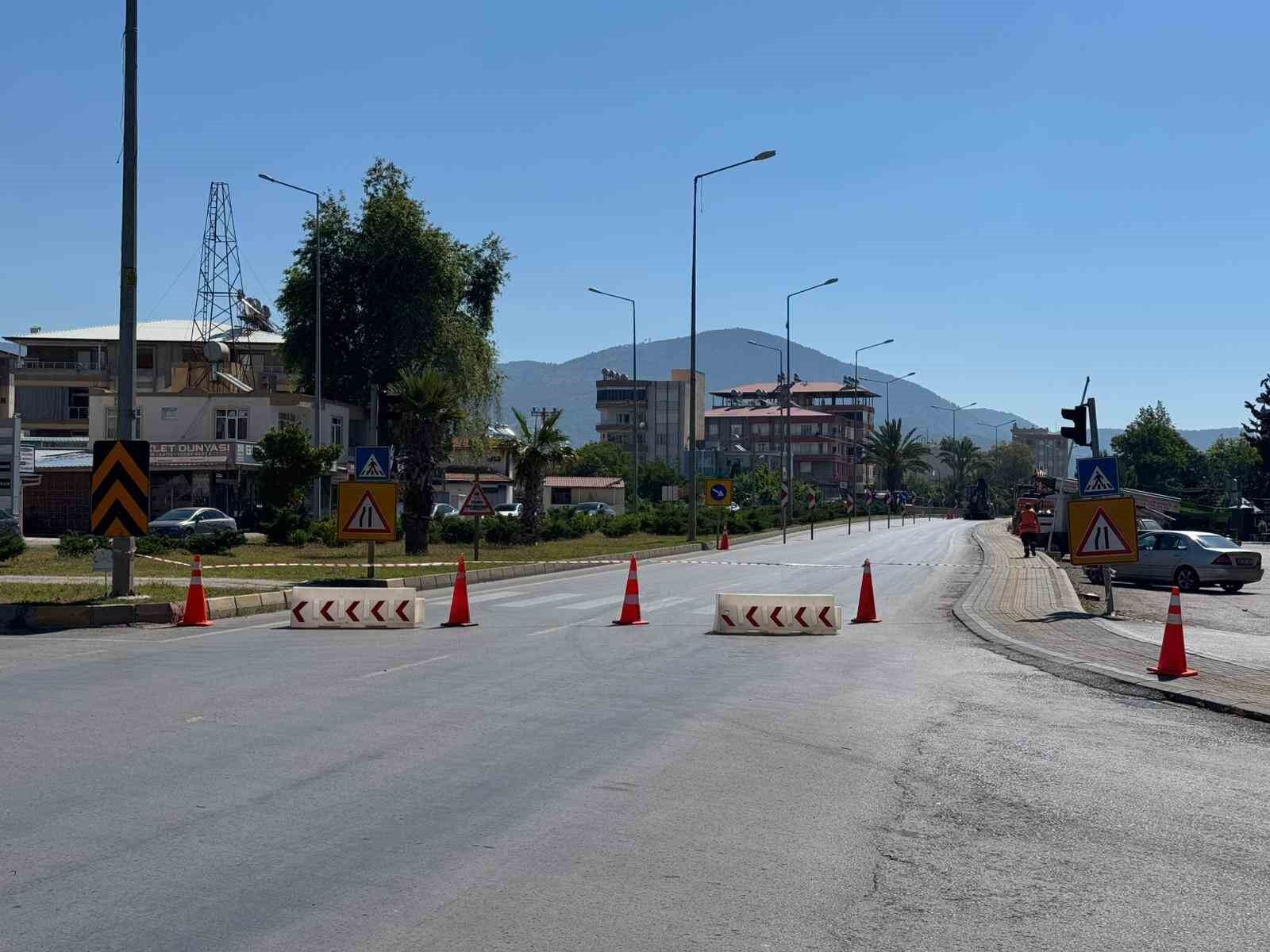 D-400 Karayolu'nda köprüde kısmi göçük: Yol trafiğe kapatıldı