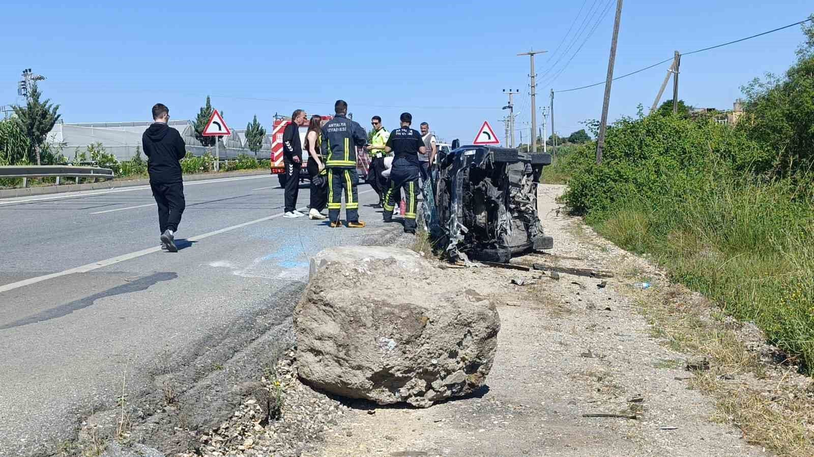 Futbolcu Furkan Perker bayram tatili yolunda ailesiyle kaza geçirdi: 5 yaralı