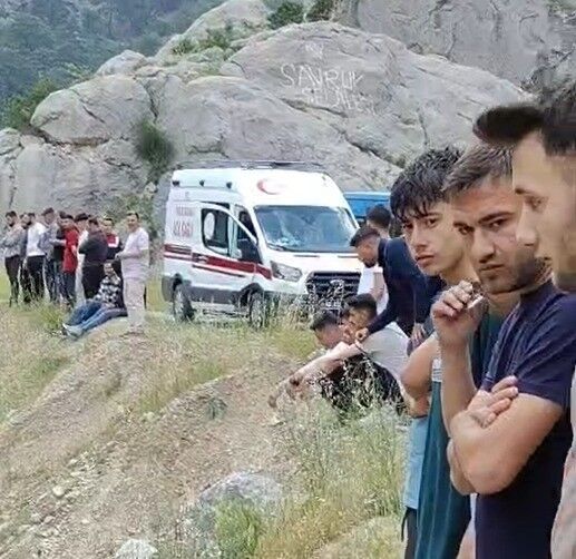 Kahramanmaraş'ta nehre düşen balıkçı kayboldu, arama çalışmaları sürüyor