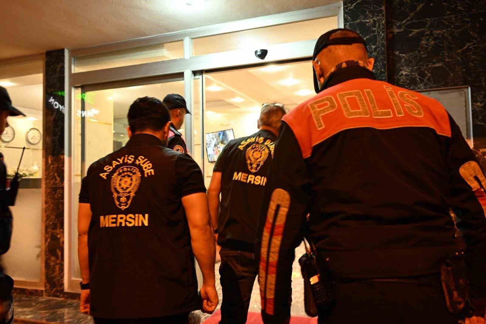 Mersin'de konaklama tesisleri denetlendi: 2 işletmeye 92 bin lira ceza