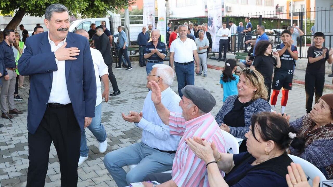 Başkan Yıldız Bugünde Mahalleye İndi, Vatandaş Derdini Anlattı