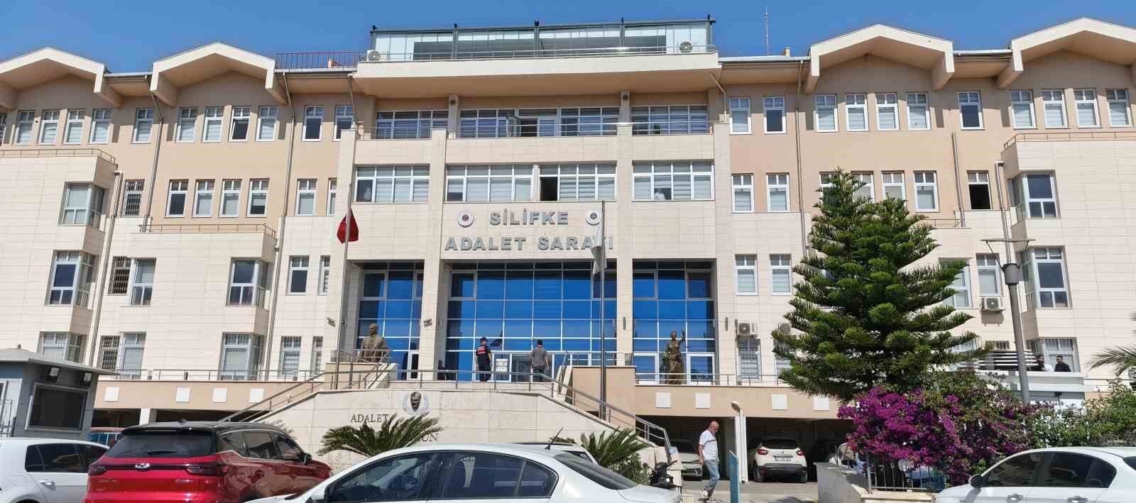 Silifke Belediye Başkanı ve 19 Kişi Adliyeye Sevk Edildi