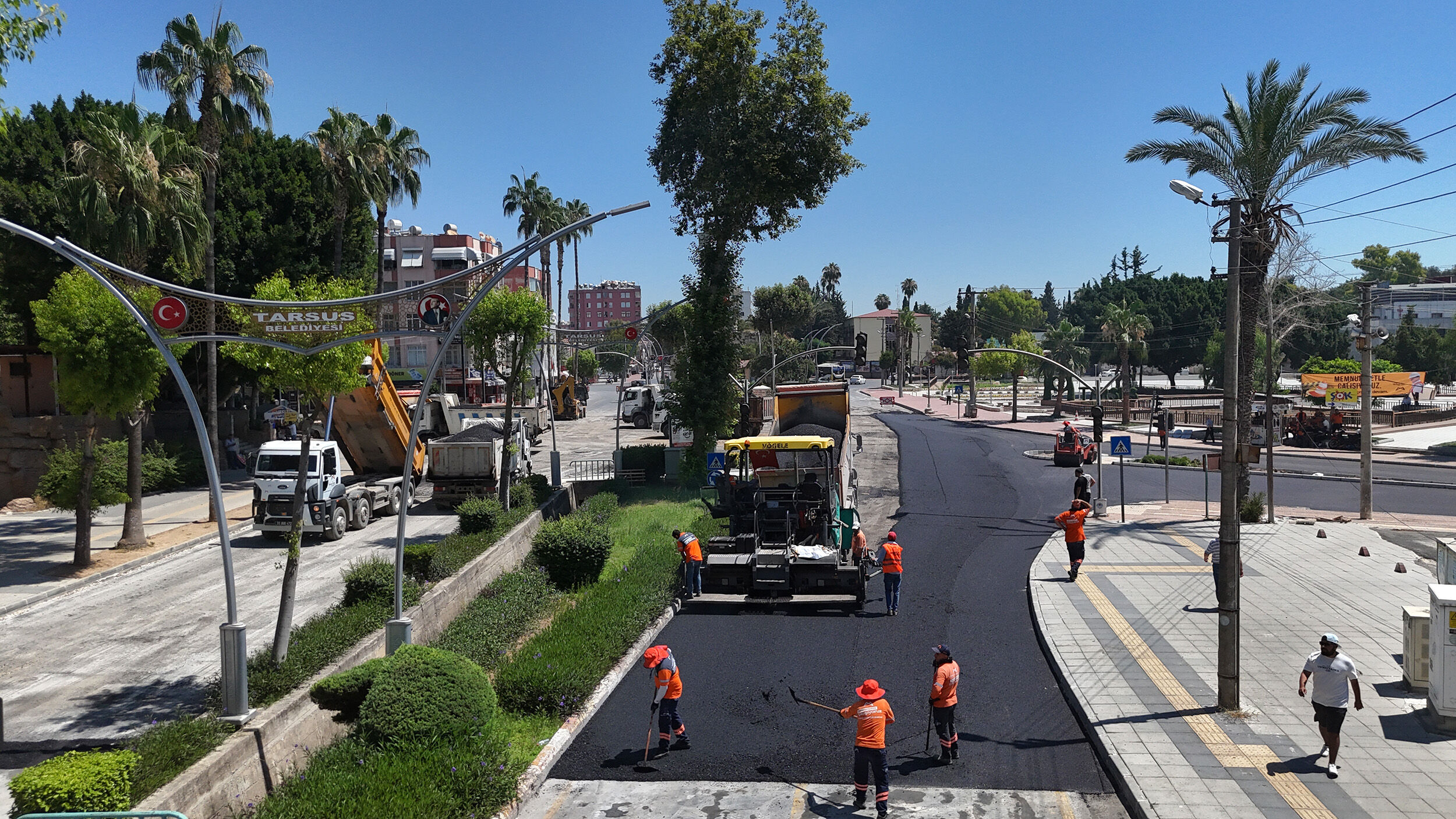Büyükşehi̇r’den Tarsus Trafi̇ği̇ne Nefes Aldiran Kavşak Düzenlemesi̇ (1)