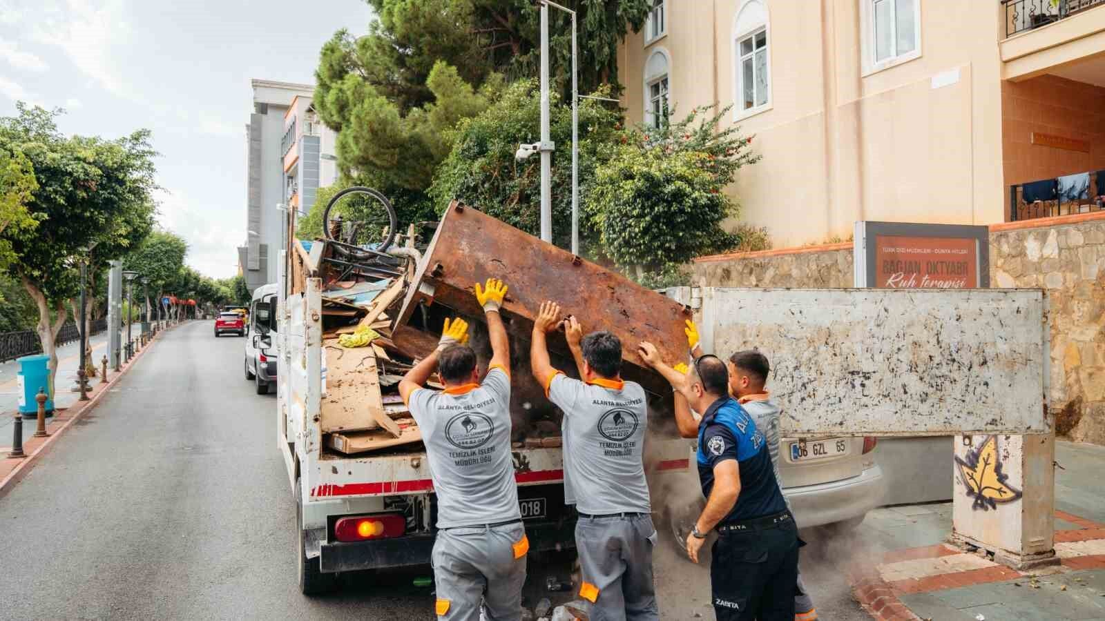 Alanya'nın turizm vitrini için temizlik seferberliği
