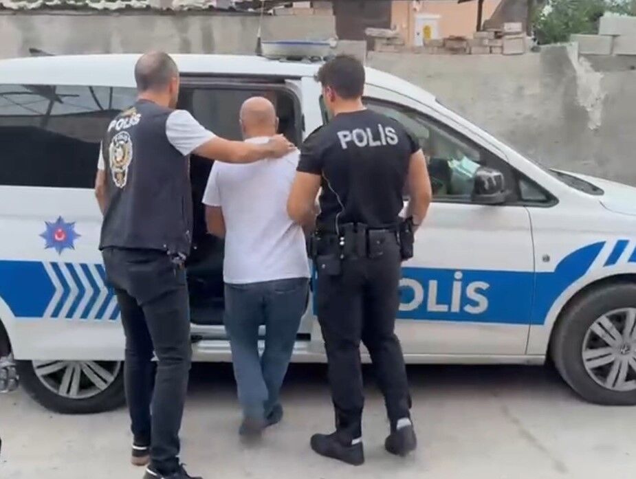 Mersin'de 7 milyar 640 milyon TL'lik bahis operasyonu: 42 gözaltı