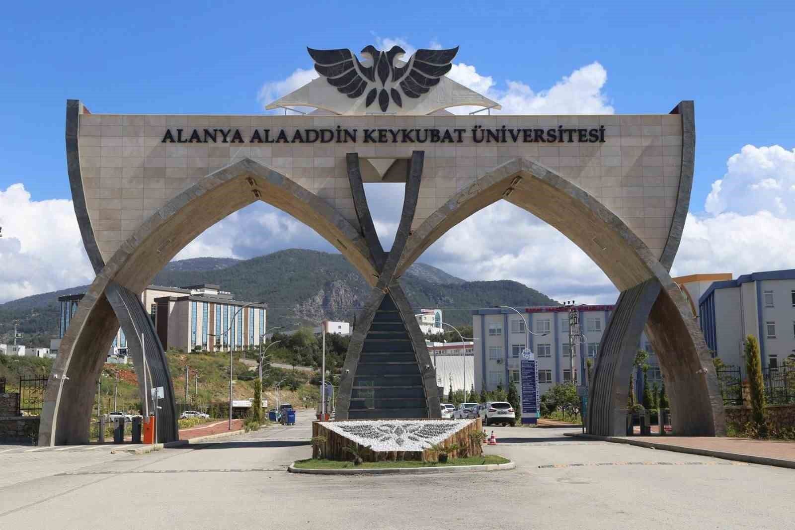 ALKÜ'de lisansüstü program sayısı 78'den 85'e yükseldi
