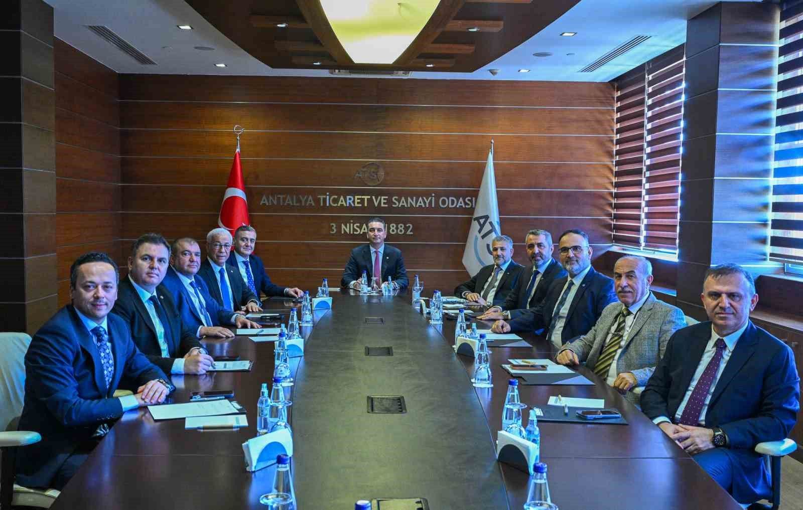 ATSO'da görev dağıtımı yapıldı