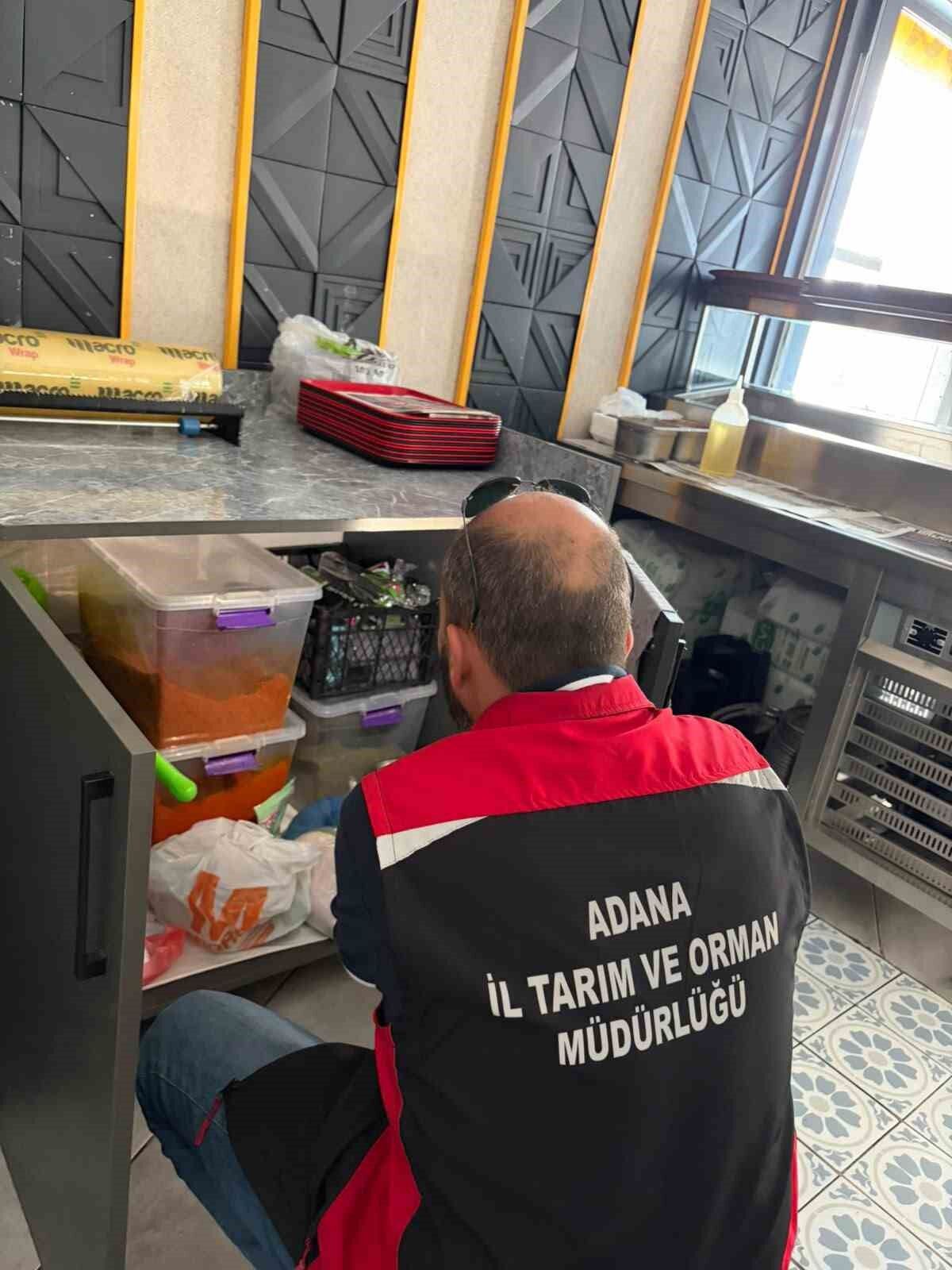 Kozan'da okul çevrelerinde gıda denetimi