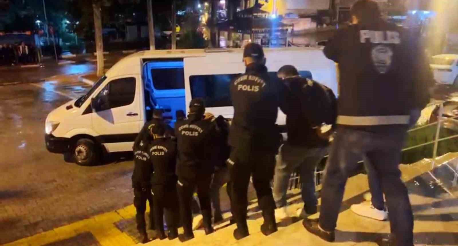 Mersin'de fuh.ş operasyonu: 6 şüpheli tutuklandı