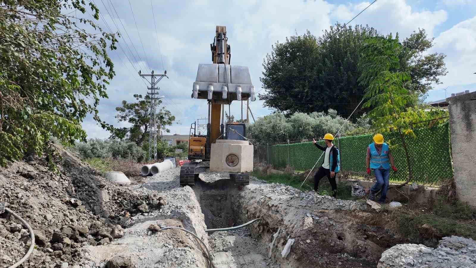 Samandağ'da 82 kilometrelik kanalizasyon projesi sürüyor