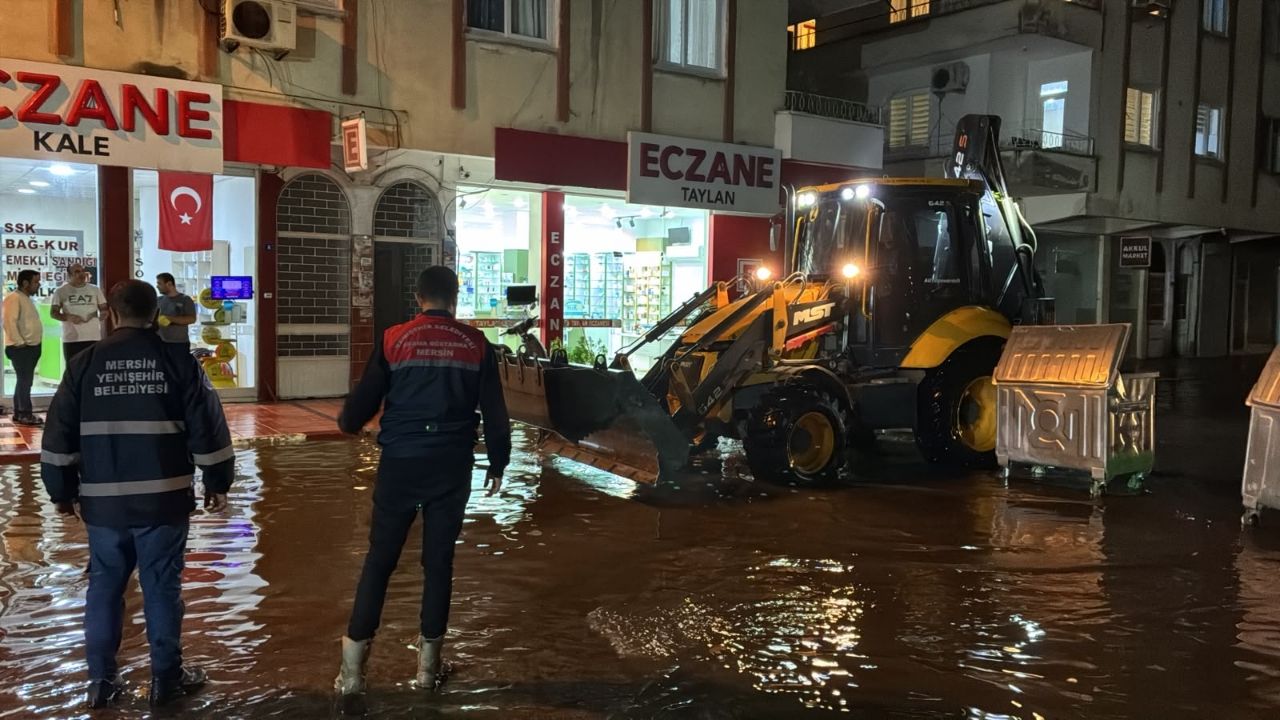 Yenişehir'de ekipler sabaha kadar sahadaydı